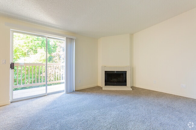 2BR, 1BA - 973 SF