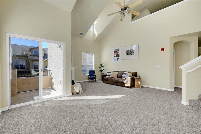 Photo - 5350 Dunlay Dr Unit 817