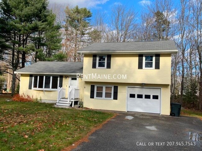 Building Photo - 5 Spencer St