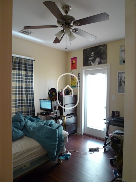 Photo - 100 Hillside St