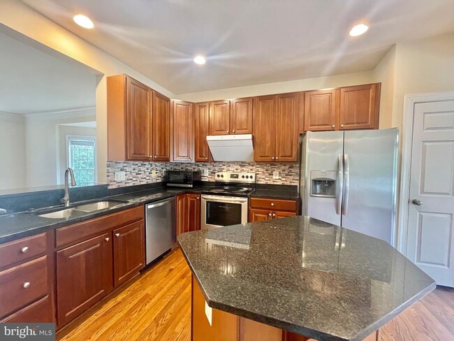 Photo - 3514 Tabard Ln