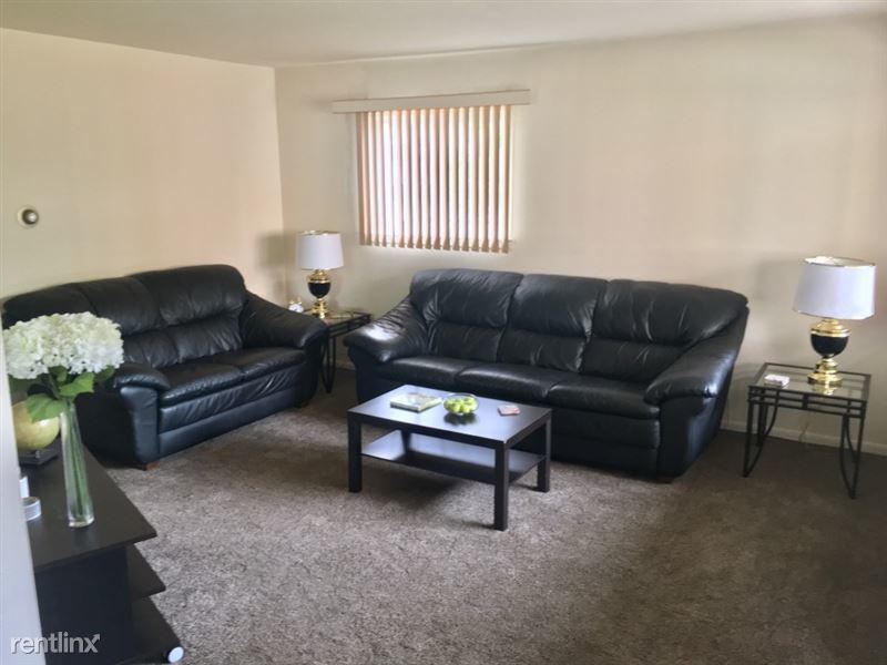 Photo - 839 Tappan Ave Unit Apt #6