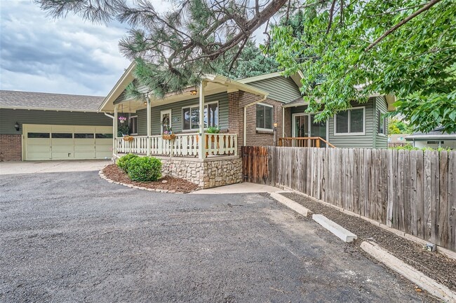 Photo - 3160 Ingalls St