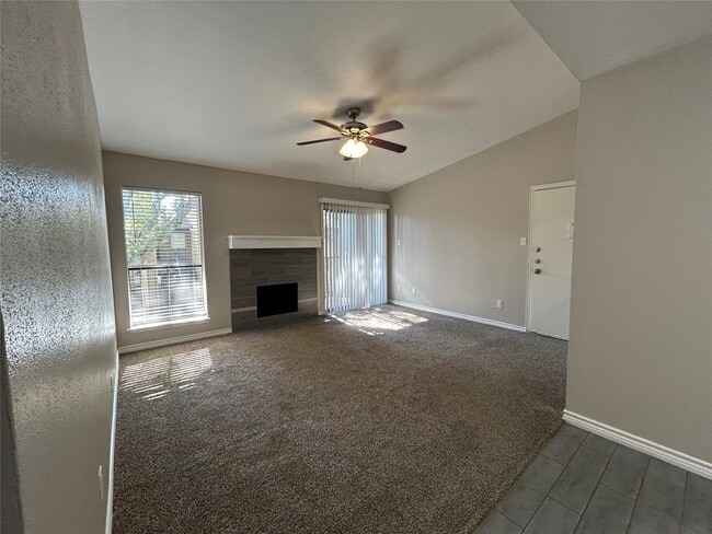 Photo - 3300 Pebblebrook Dr Unit 82