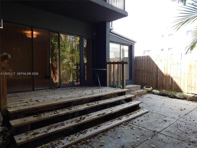 Photo - 3119 SW 27th Ave