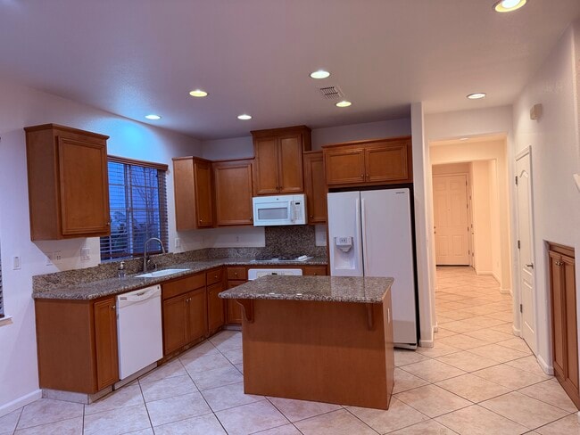 Photo - 252 W Terraza Way