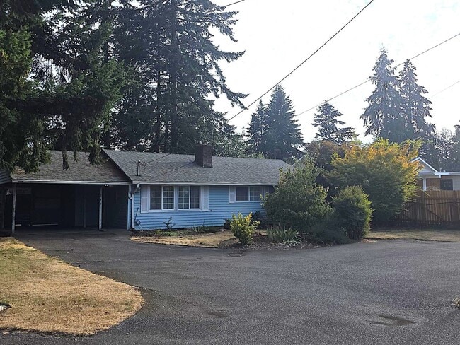 Building Photo - 249 S 187th St