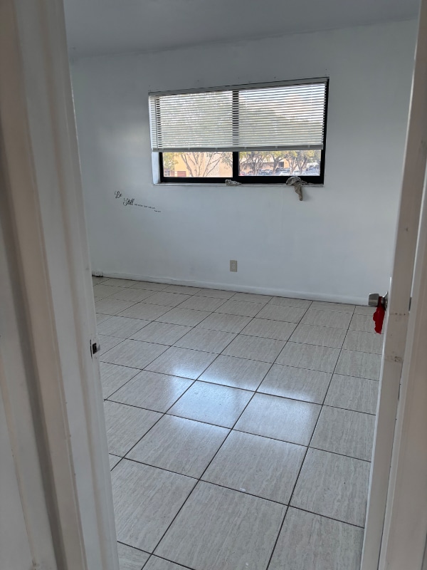 Photo - 5940 NW 16th Pl Unit Apt 3