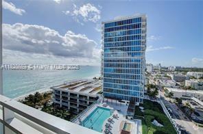 Building Photo - 6801 Collins Ave Unit 1402 Door (1412 Legal) Rental