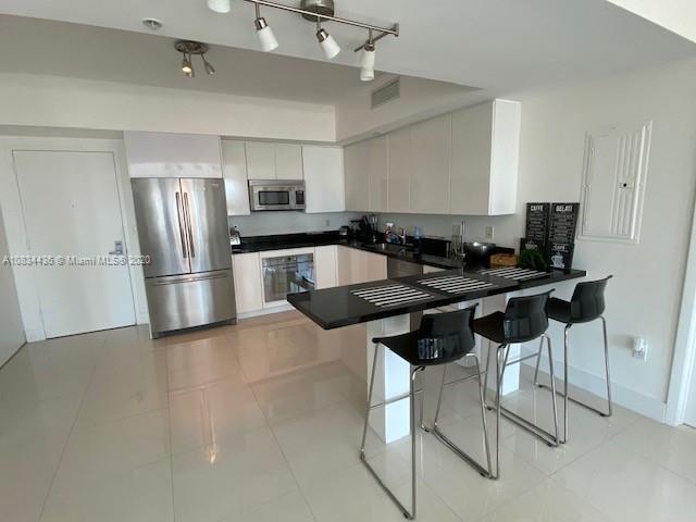 Photo - 92 SW 3rd St