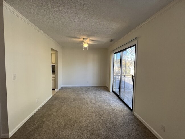 Photo - 764 Fox Ridge Dr