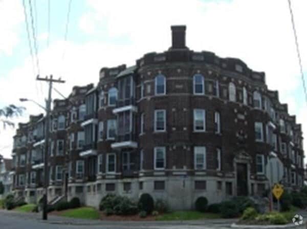 Building Photo - 6 Laurel St Unit 3L Rental