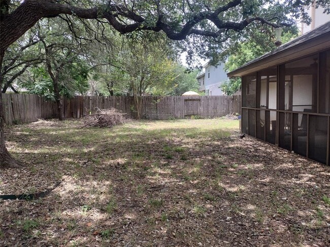 Photo - 136 Trinity Dr