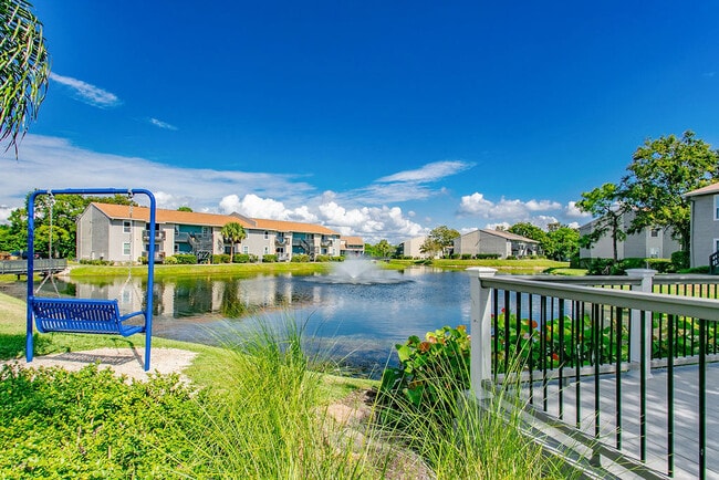 Building Photo - Trellis at the Lakes