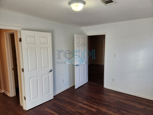 Photo - Great Family Home!  4BR 2 BA