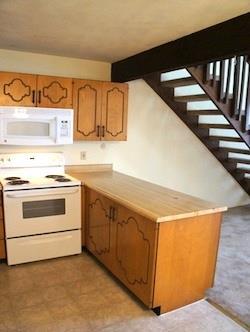 Photo - 822 White Oak Dr