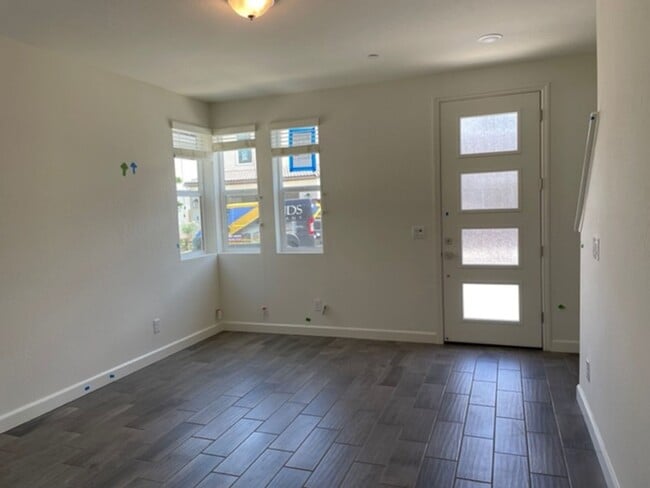 Photo - 2056 N Walling Ln