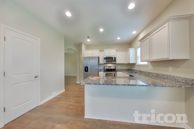 Photo - 1031 Solomon Ln