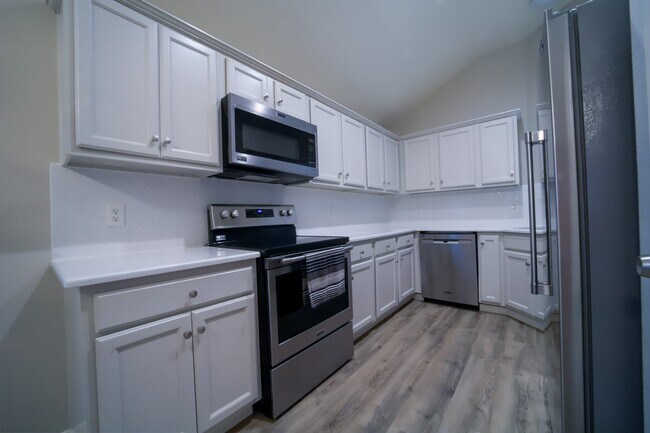 117 Harbour Town Cir