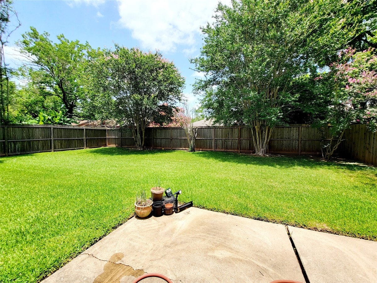 Photo - 3005 Winchester Way