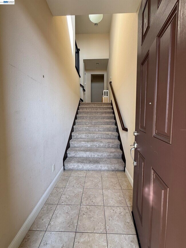 Photo - 6492 Bayview Dr