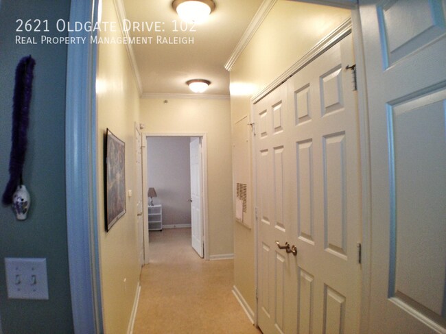 Photo - 2621 Oldgate Dr