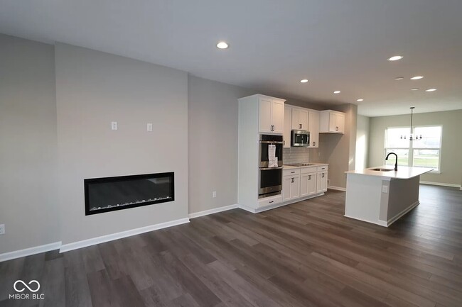 Photo - 4310 Douro Trl