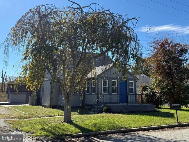 Photo - 37 Beaver Ave