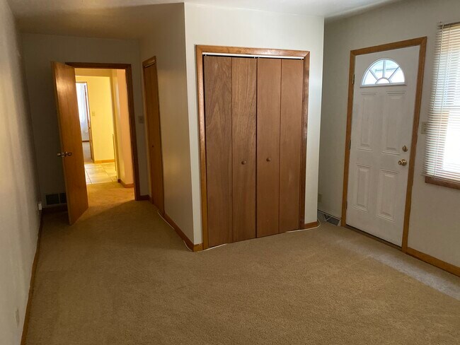 Photo - 2410 Jane St Unidad 1