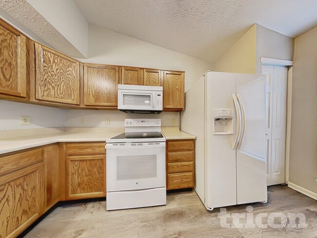Photo - 1420 Pencross Ln