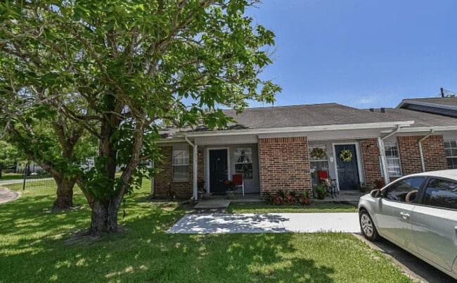 Photo - 1800 Avenue H