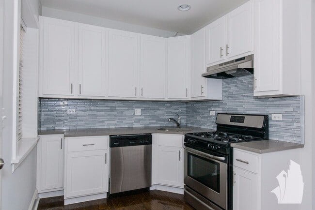 Photo - 2210 W Foster Ave Unidad 1