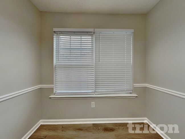 Photo - 1528 Cardinal Ln