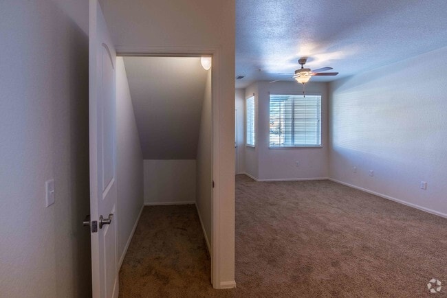 Cedarwoods Condominiums