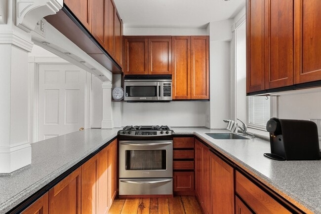 Photo - 6 Brigham St Unit 1