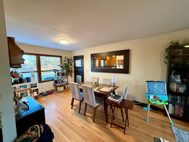 Photo - 150 Honness Ln