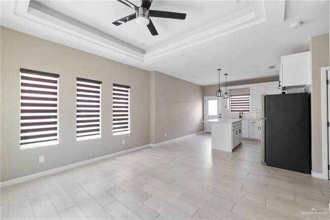 2202 N Hester St Unit 4