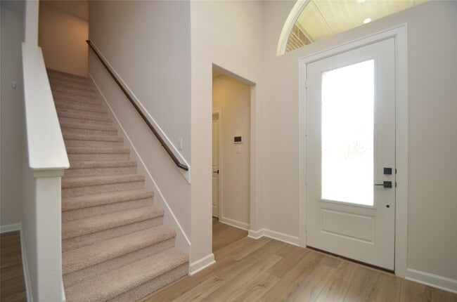 Building Photo - 2925 Floating Barque Dr