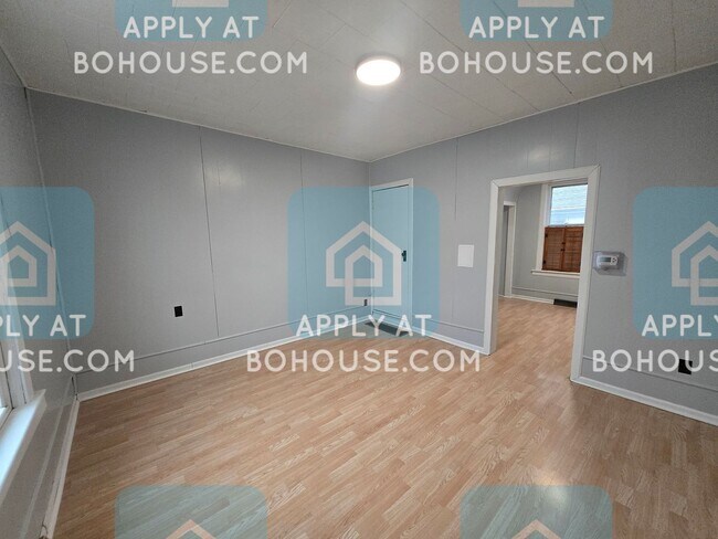 Photo - 3010 McArthur Dr Unit #1 Lower