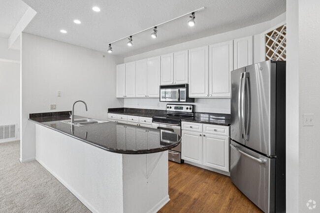 3BR, 2BA - 1,471SF - Kitchen