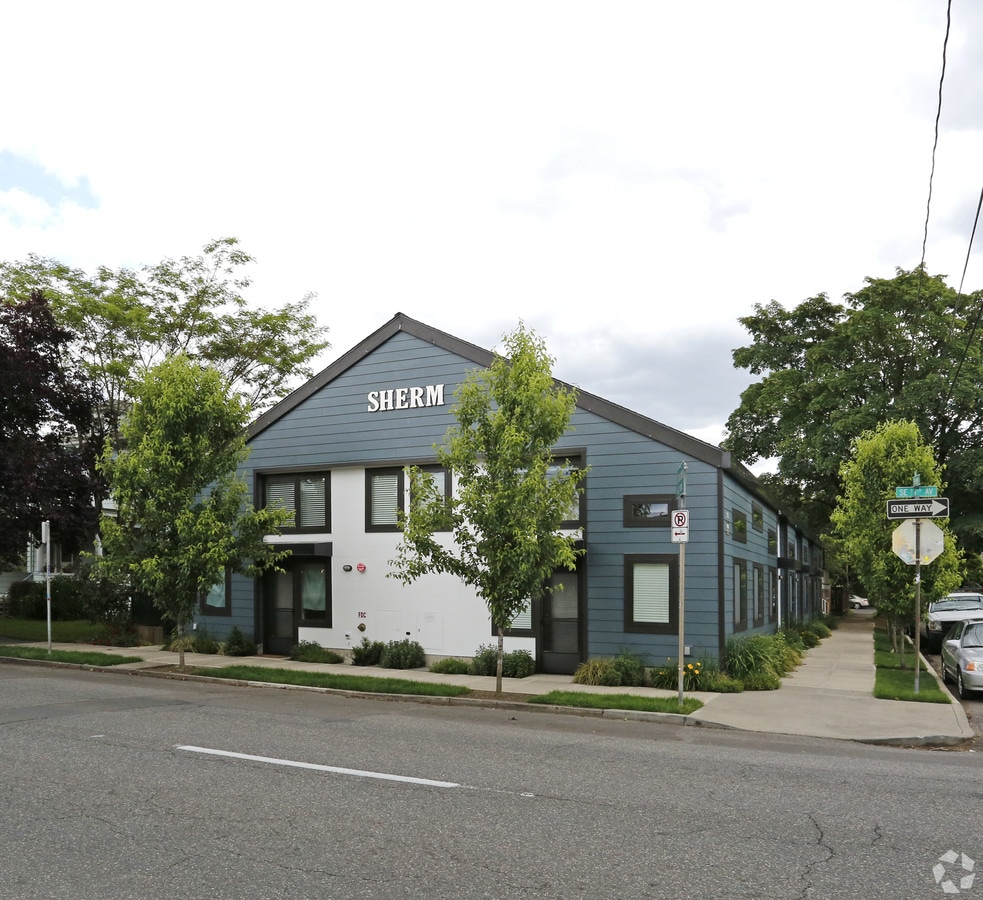 Sherm Apartments - Sherm Apartments