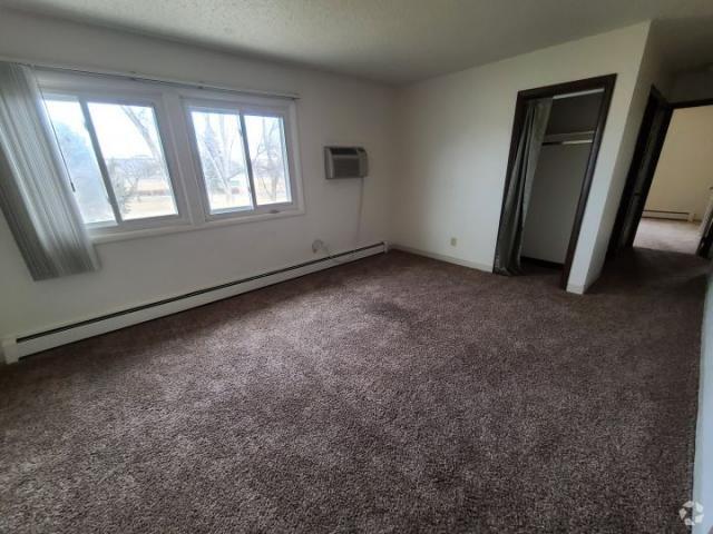 Building Photo - 2 bedroom in Billings MT 59102 Rental