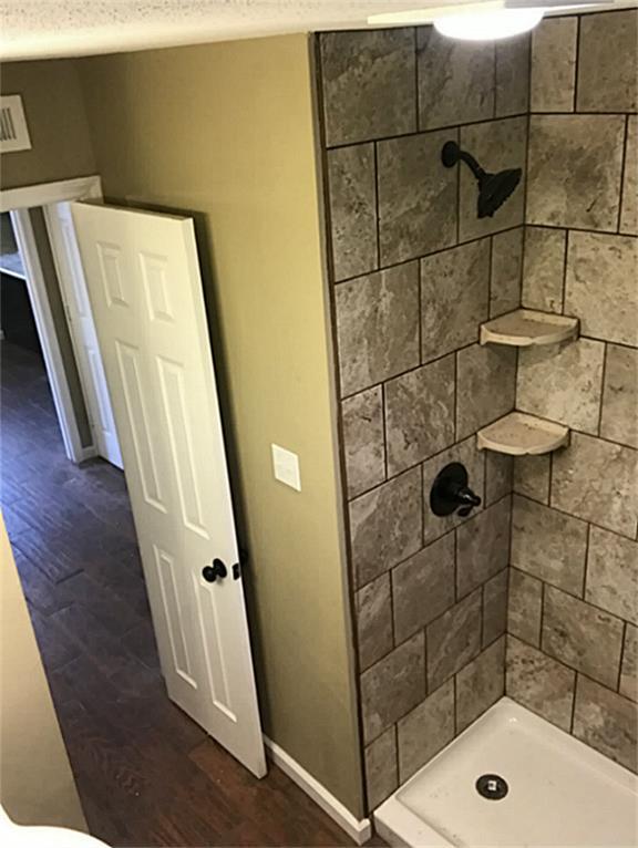 Photo - 638 Heidrich St St Unidad 19