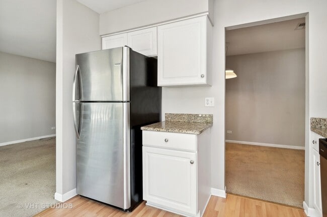 Photo - 375 Springlake Ln