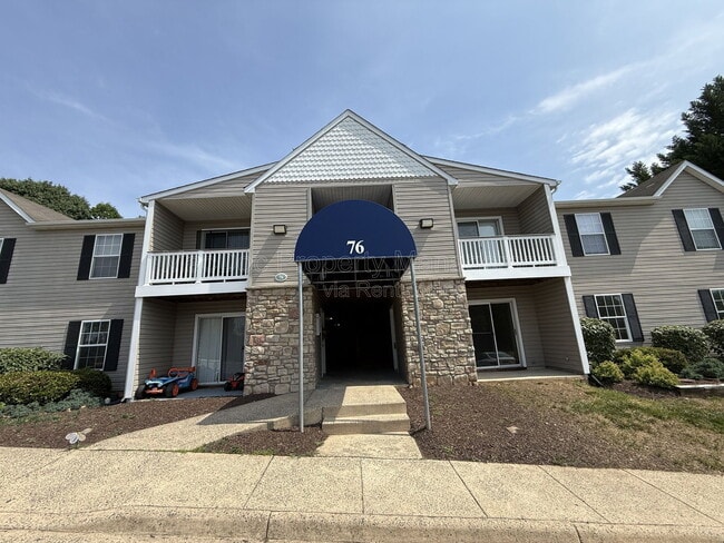 Building Photo - 76 Red Maple Ct Unit 100