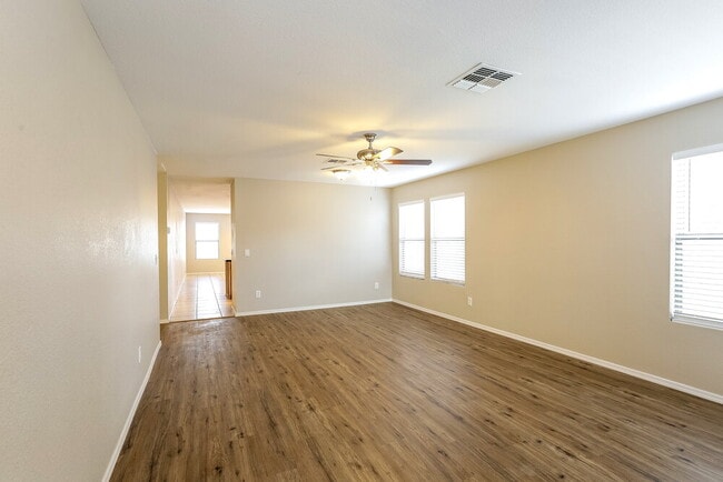 Photo - 2544 W Romley Rd