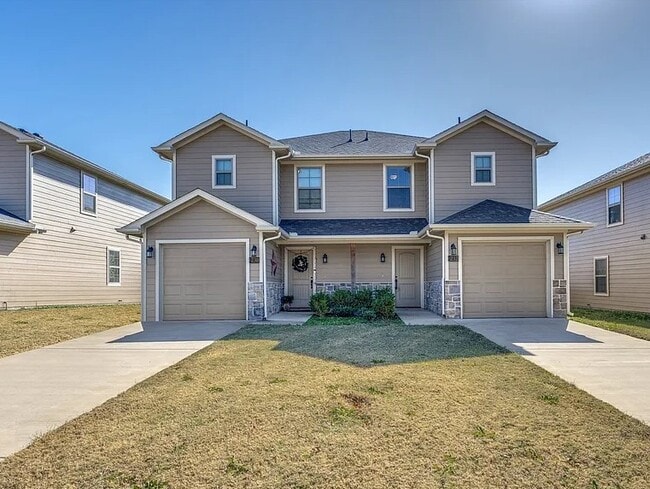 Photo - 232 W Lake Ave