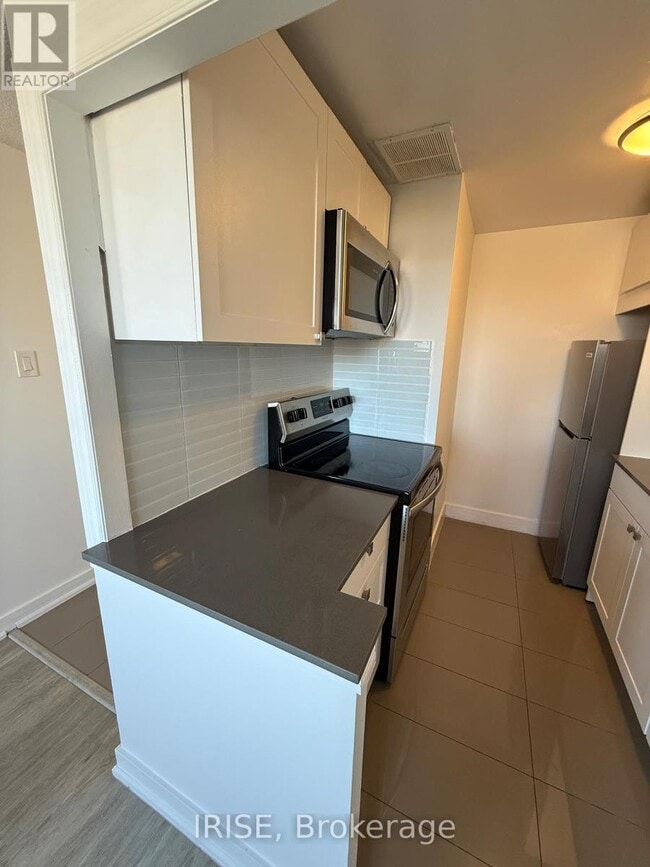 Photo - 7555 Goreway Dr Unit 249