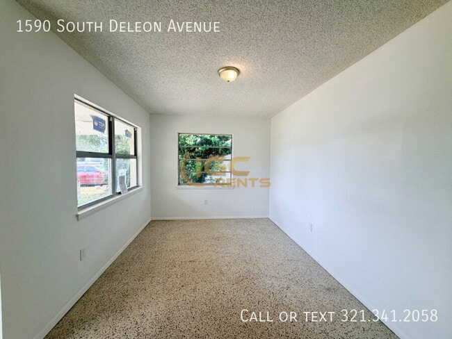 Photo - 1590 S Deleon Ave
