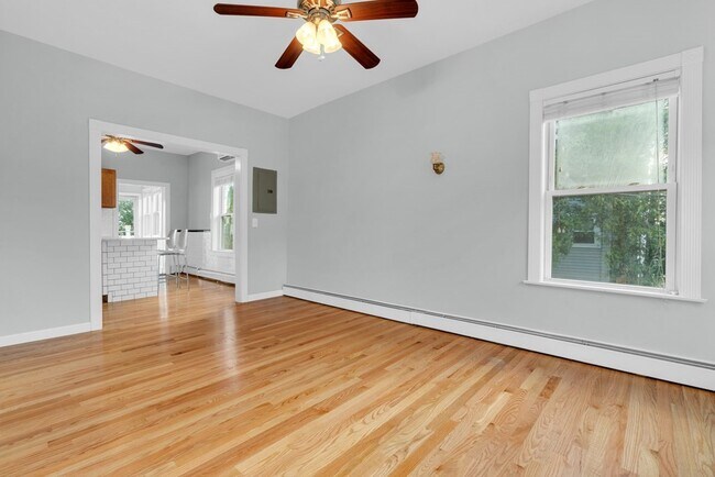 Photo - 2 Kemp St Unit 2